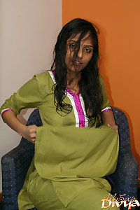 Divya in shalwar suit talking to her friend start getting naked