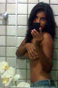 Porn Pics Indian Girl Rekha Taking Nude Selfies