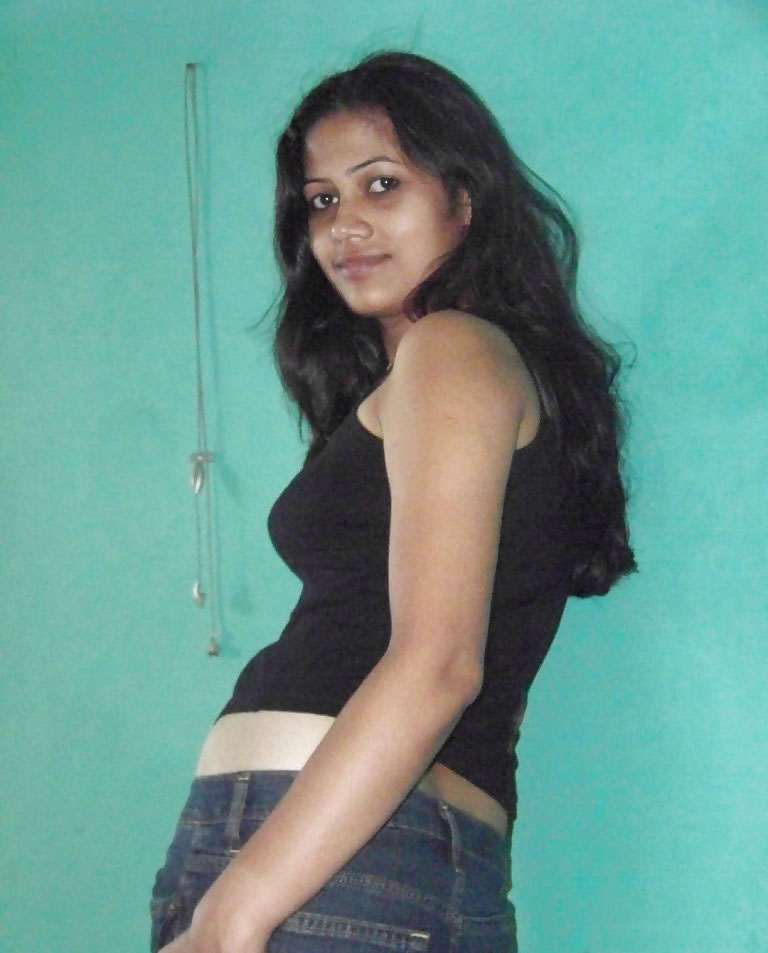 Porn Pics Horny Indian Girl Suhasini Posing Hot - Indian ...
