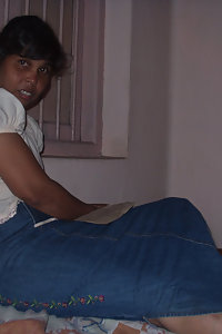 Sexy Indian girl friend ready for fuck