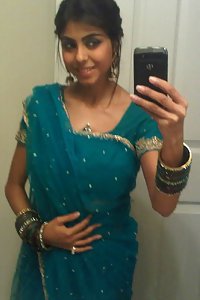 Juicy Indian girl self shoot pictures