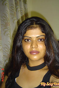 Indian Wife Neha sexy housewife from Bangalore posing