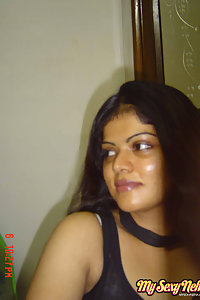 Indian Wife Neha sexy housewife from Bangalore posing