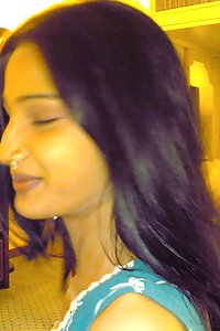 Porn Pics Sexy Indian Wife Pritu Posing Naked In Hotel