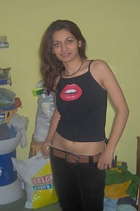Porn Pics Hot Indian Babe Amna Exotic Blowjob