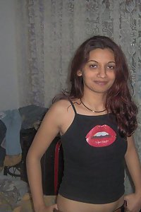 Porn Pics Hot Indian Babe Amna Exotic Blowjob
