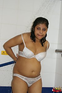 Indian hottie rupali in shower