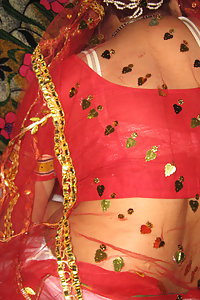 Porn Pics Mature Indian Aunty Madhvi In Hot Red Saree