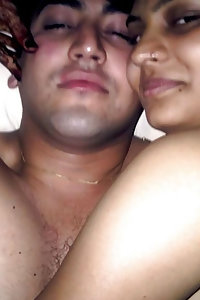 Porn Pics Indian Sexy Couple Leaked Honeymoon Pics