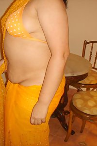 Porn Pics Chubby Indian Housewife Hura Saree Stripped Naked