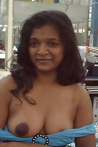 Indian girls posing naked on camera