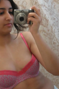 Indian girls posing naked on camera