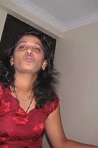 Porn Pics Sexy Indian Girl Nigaat Seducing Boyfriend