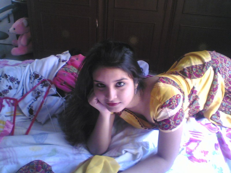 Girls nude and young in Lahore