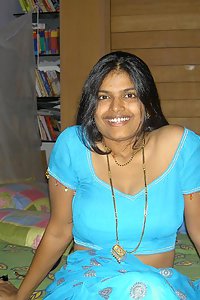 Porn Pics Famous Indian Housewife Arpita Unseen Pics