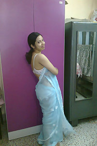 Hot Indian girls posing naked on camera